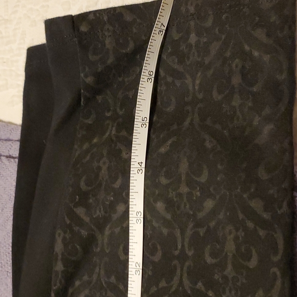 Lane Bryant Black leggings paisley front,solid Pointe knit fabric in back. - Picture 8 of 8
